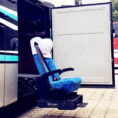 Schwenkbare Bus-Sitze